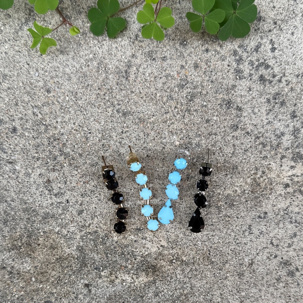 NEW Black and Blue SET of Drop Earrings